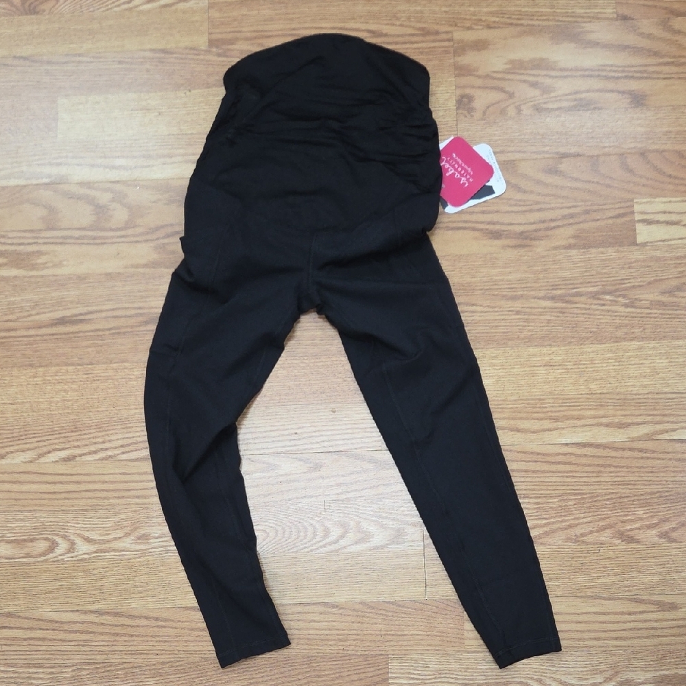 Ingrid & Isabel Maternity Leggings XS CROSSOVER PANEL $34.99